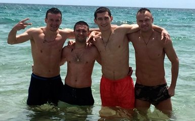 Море, солнце и пляж: как сборная Украины начала подготовку к Евро-2016, опубликованы фото и видео
