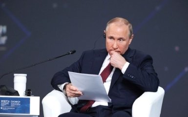 У Путіна поскаржилися на "образливий" законопроєкт Зеленського