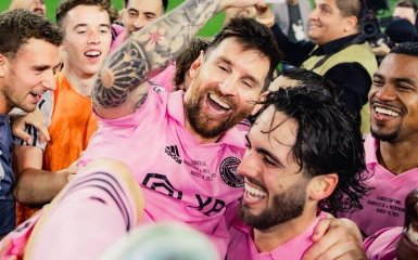 Месси стал самым титулованным футболистом в истории