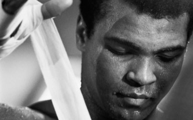 В США похоронили легенду бокса Мохаммеда Али: опубликованы видео