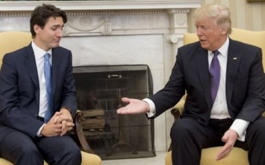 Рукостискання Трампа і прем'єра Канади стало хітом соцмереж: з'явилися фото і відео