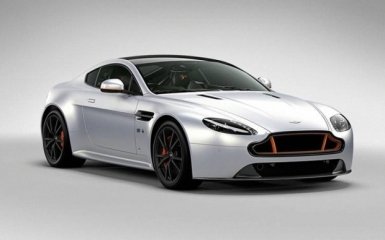 Aston Martin посвятил особый спорткар британской пилотажной группе (4 фото)