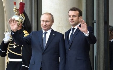 Путін та Макрон обговорили "гарантії безпеки" та Україну