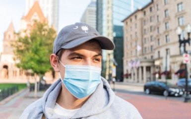 В Україні офіційно продовжили карантин до 1 жовтня