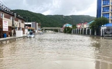Российское Туапсе затопило после мощного ливня