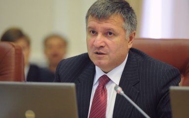 Аваков розповів про розмову з Саакашвілі і що буде, якщо хтось знову захопить Слов'янськ