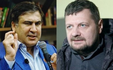 Нардеп с костылем напал на Саакашвили: появилось курьезное видео