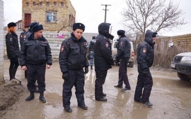 Знову обшуки: ФСБ прийшла в будинки кримських татар