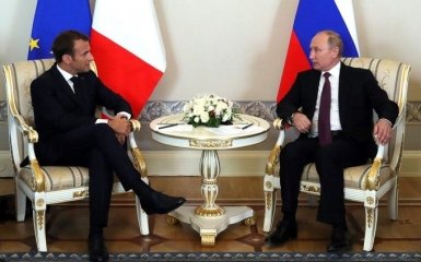 Путін і Макрон провели телефонні переговори: про що говорили президенти Росії і Франції