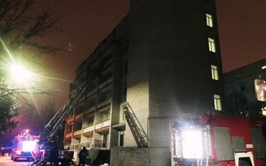 Власть назвала причину пожара в COVID-отделении запорожской больницы