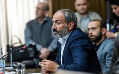 Менее суток на посту: новоизбранный премьер Армении хочет встретиться с Путиным
