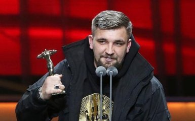 В Украину едет певец-фанат российской армии: в сети возмущены