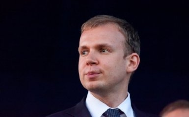 В оккупированном Крыму арестовали счета компании Курченко