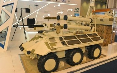 Украина представила беспилотный БТР на выставке в Турции