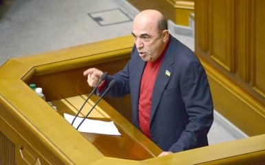 В Раде лишили мандатов Рабиновича и Васильковского