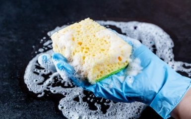 Советы от МОЗ: как избавиться от коронавируса на одежде и дома