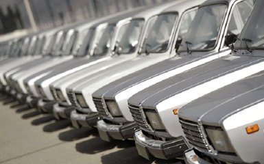 РосСМИ насмешили сеть рассказом о чудесных российских авто