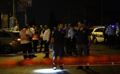 У Єрусалимі біля Стіни Плачу терорист розстрілялав автобус з людьми