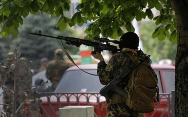 Як стріляють українські снайпери: з'явилося вражаюче відео з фронту