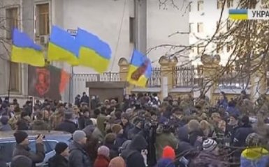 Бойцы АТО требовали наказать виновных в Иловайской трагедии (видео)
