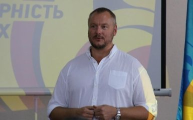 "Здача" Криму Росії: скандальний нардеп повідомив деталі зустрічі з радником Трампа