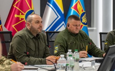 Умєров та Залужний