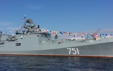 ЗСУ завдали удару по російському фрегату Адмірал Ессен