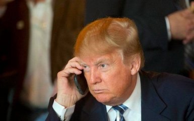 Російських шпигунів звинуватили в прослуховуванні особистого мобільного телефону Трампа: в Кремлі виправдалися