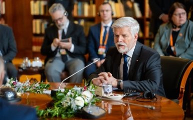 "Ми всі програємо". Президент Чехії озвучив попередження щодо України