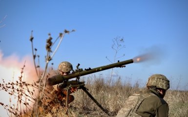 Українські військові