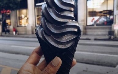 В США випустили чорне морозиво: опубліковані фото
