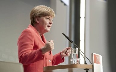 Путин лично обещал Меркель освободить Савченко - СМИ