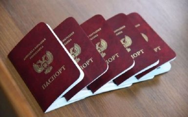 Бойовикам ДНР в Росії показали справжню ціну їхніх "паспортів"