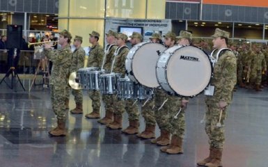 В аеропорту Бориспіль вшанували пам'ять кіборгів-захисників ДАП