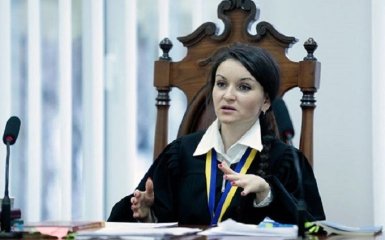 Порошенко виніс рішення щодо скандальної судді