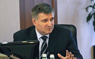Антикорупційна операція в Україні: Аваков заявив про погрози з Росії