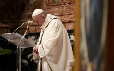 Папа Римский в рождественском послании попросил мира для Украины