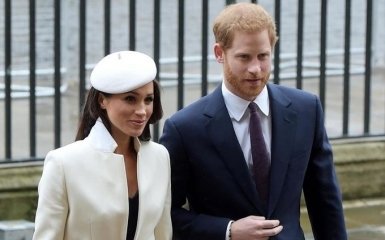 Королевский размах: Меган Маркл и принц Гарри показали роскошную свадебную карету
