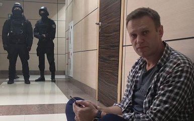 Путин уже начал использовать скандальные изменения Конституции РФ в деле Навального