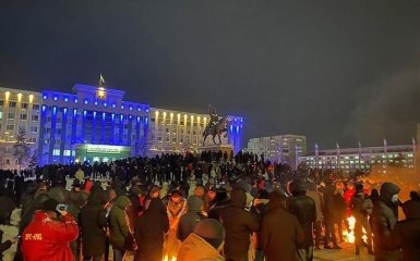 Президент Казахстана заявил об убийствах правоохранителей во время протестов
