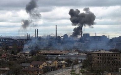 Ад сошел на землю: РФ сбросила на Азовсталь зажигательные или фосфорные бомбы