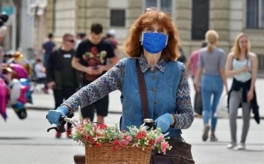Кількість хворих на коронавірус в Україні невпинно зростає - офіційні дані на 3 липня