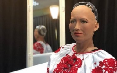 Робот София в Киеве рассказала, кто будет следующим президентом Украины