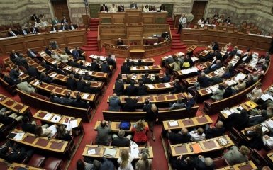 Греції погрожують виключенням із Шенгену