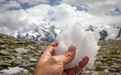 В Україні пішов сніг в перший день літа - вражаюче фото