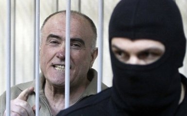 Суд залишив Пукачеві довічне ув'язнення