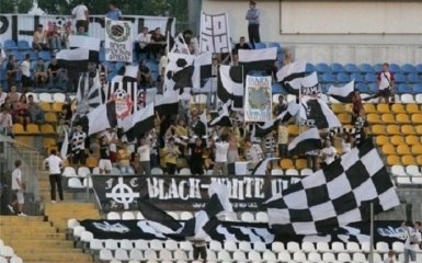 Боевики ЛНР объявили охоту на украинских футбольных болельщиков