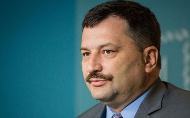 Журналисты показали новые фото с места гибели замглавы АП