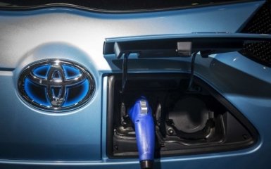 Пол часа и заряжен - новый электрокар от компании Toyota