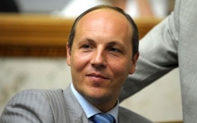 Парубій підписав новий закон про пенсійну реформу